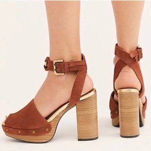Free People Justine Suede Chunky Platform Block Heel Sandal Sz. 39 / 8.5 or 9